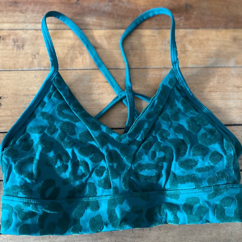 Lux sports bra